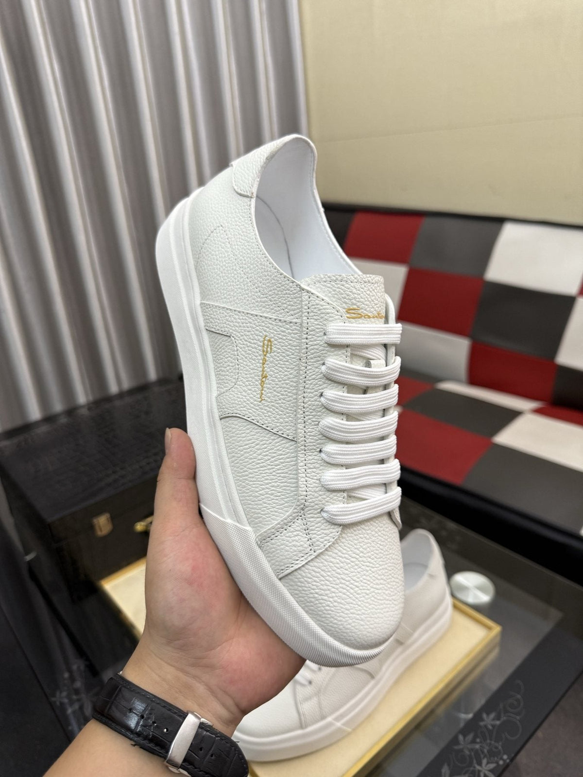 Santoni Textured Low-Top Sneakers — model